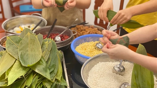 粽享歡樂(lè ) I 濃濃粽香情，百裕一家親